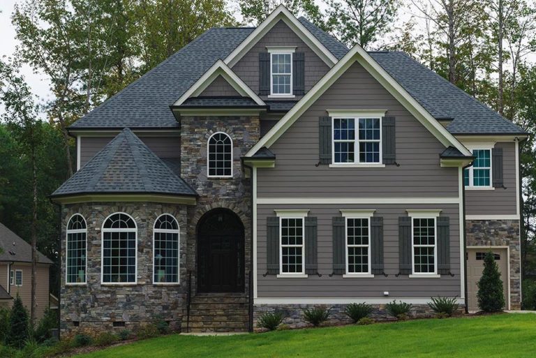 How to Choose the Right Siding and Trim Color Combination