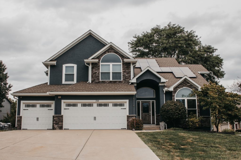 can-stone-veneer-be-applied-to-existing-siding-smart-exteriors